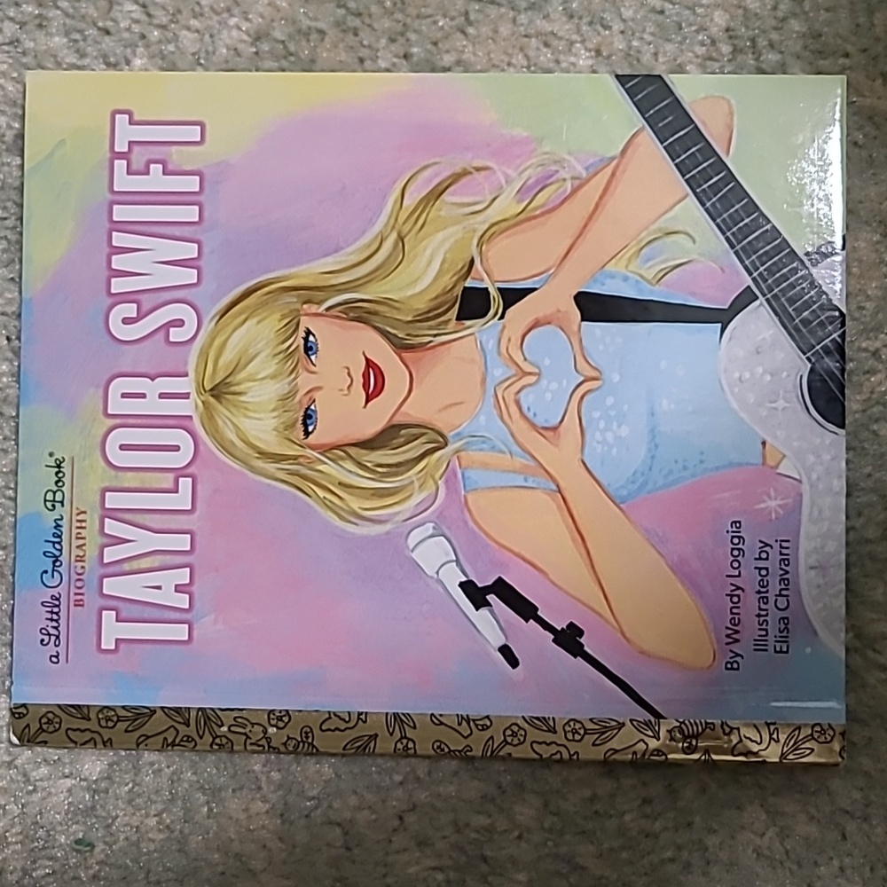 Taylor Swift Book *FREE WITH PURCHASE*